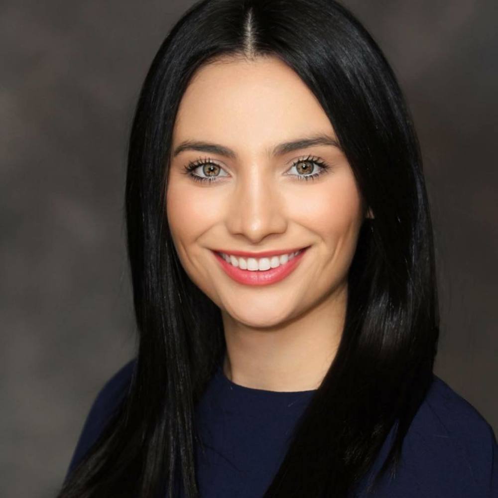 Meet your Posher, Christina